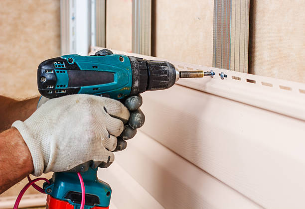 Best Construction Debris Removal  in Milan, IN